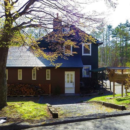 Julian'S English Homestay And Pension Fujimi Екстериор снимка